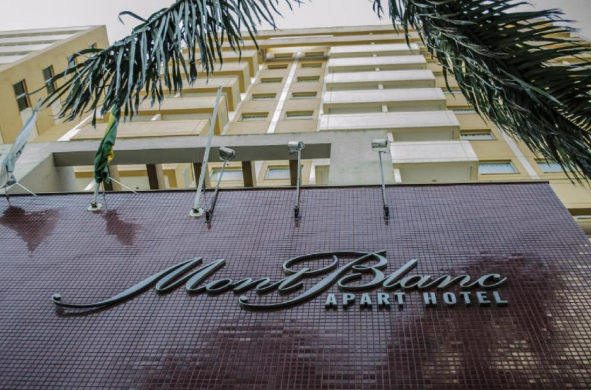 Mont Blanc Apart Hotel - Duque De Caxias Zewnętrze zdjęcie